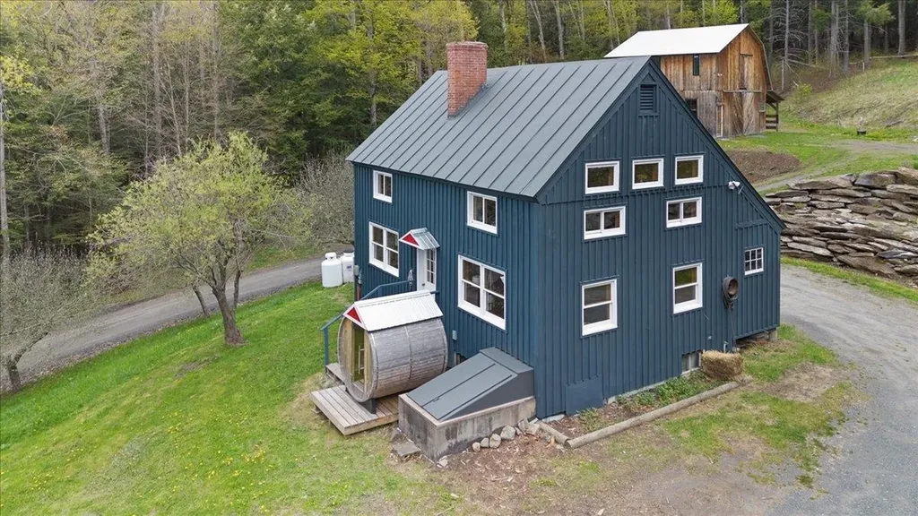 278 Spring Road Tunbridge VT 05077