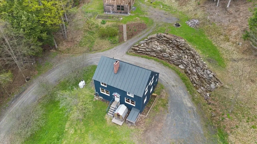 278 Spring Road Tunbridge VT 05077