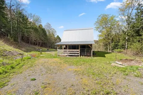 278 Spring Road Tunbridge VT 05077