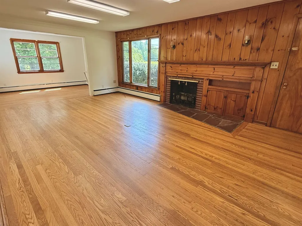 298 Governor Hunt Road Vernon VT 05354
