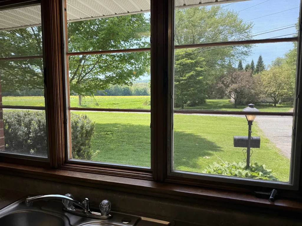 298 Governor Hunt Road Vernon VT 05354