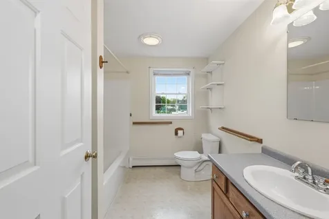 27 Clinton Street Concord NH 03301
