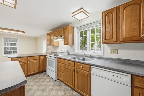 27 Clinton Street Concord NH 03301