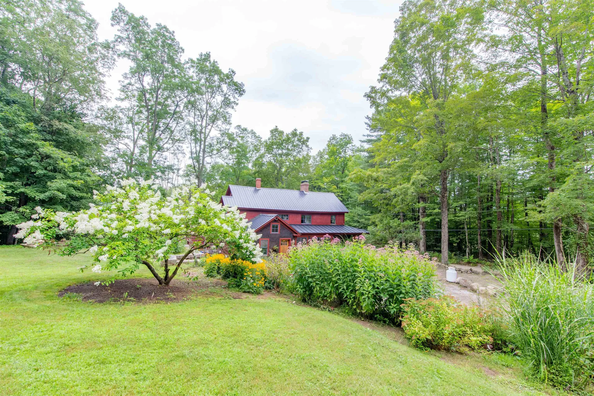 314 Old Mail Road Tamworth NH 03886