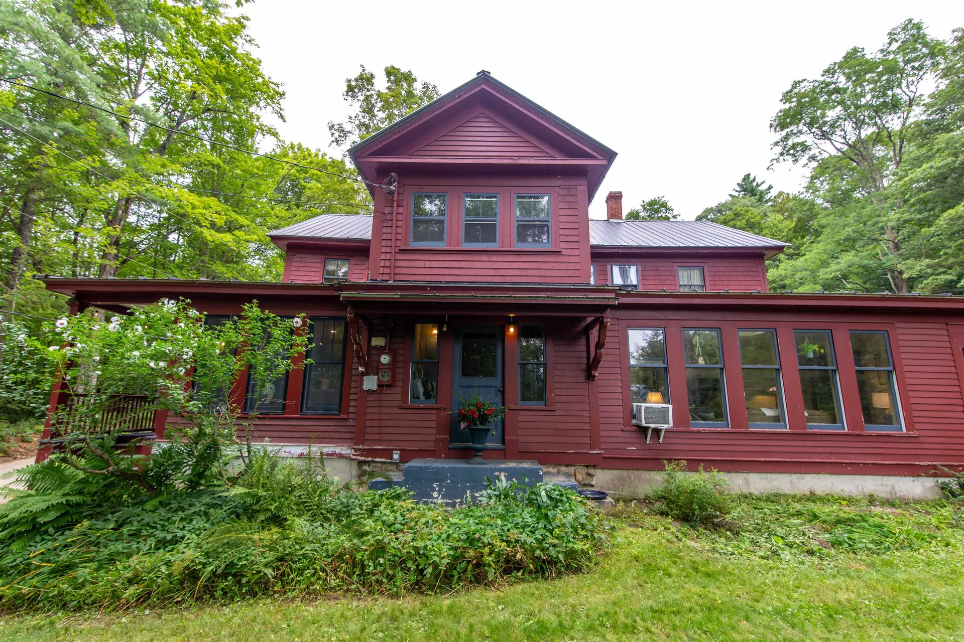 314 Old Mail Road Tamworth NH 03886