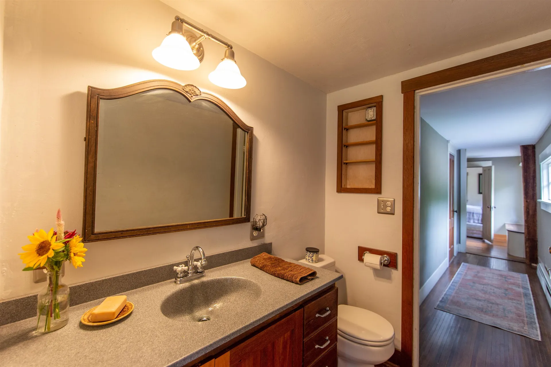 314 Old Mail Road Tamworth NH 03886