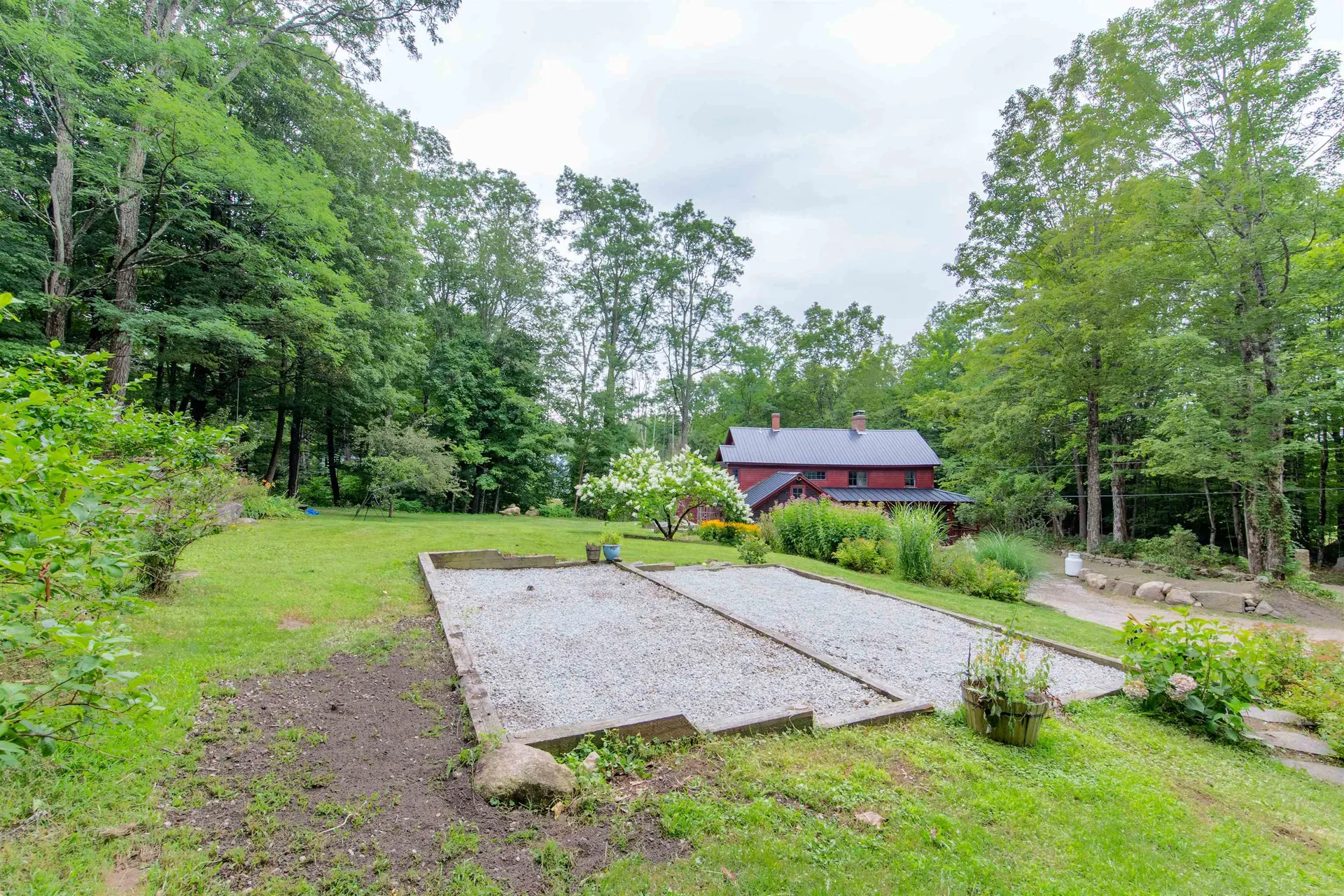 314 Old Mail Road Tamworth NH 03886