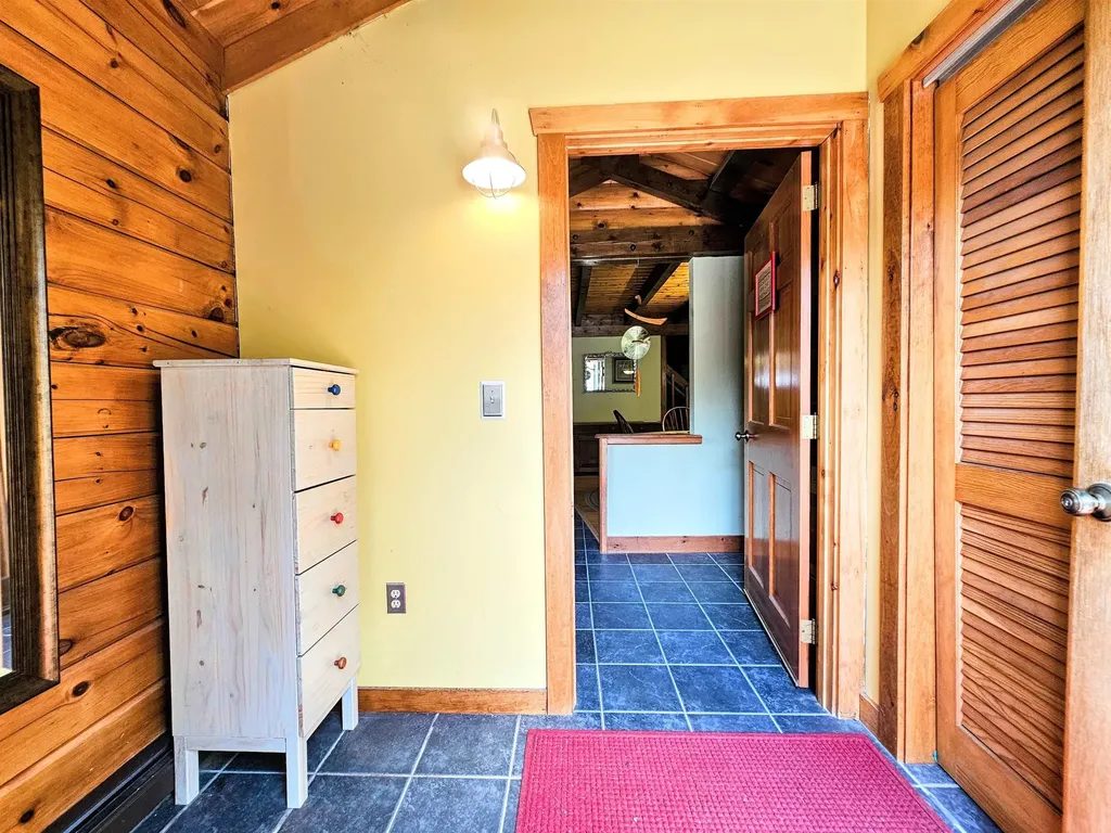 1422 Merrifield Road Whitingham VT 05361