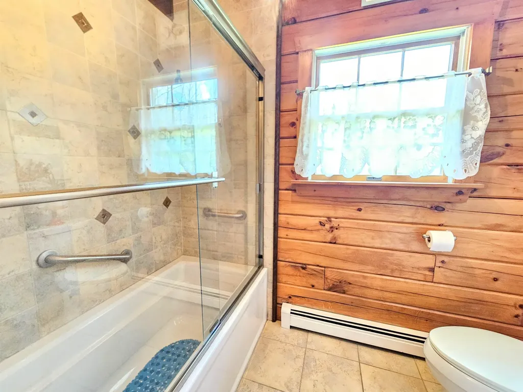 1422 Merrifield Road Whitingham VT 05361