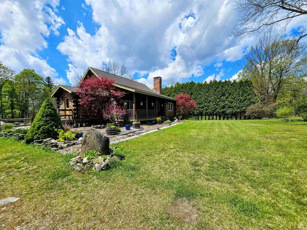 1422 Merrifield Road Whitingham VT 05361