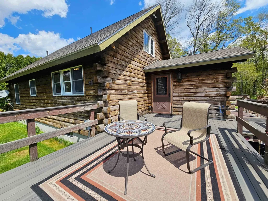 1422 Merrifield Road Whitingham VT 05361