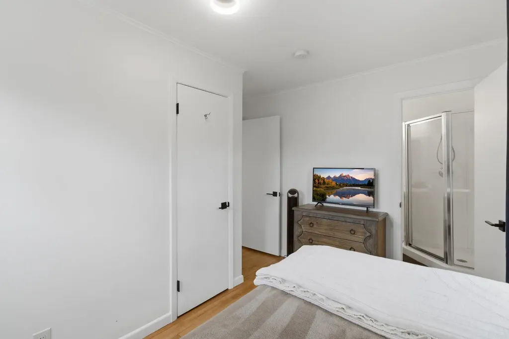212 Dewey Street Bennington VT 05201