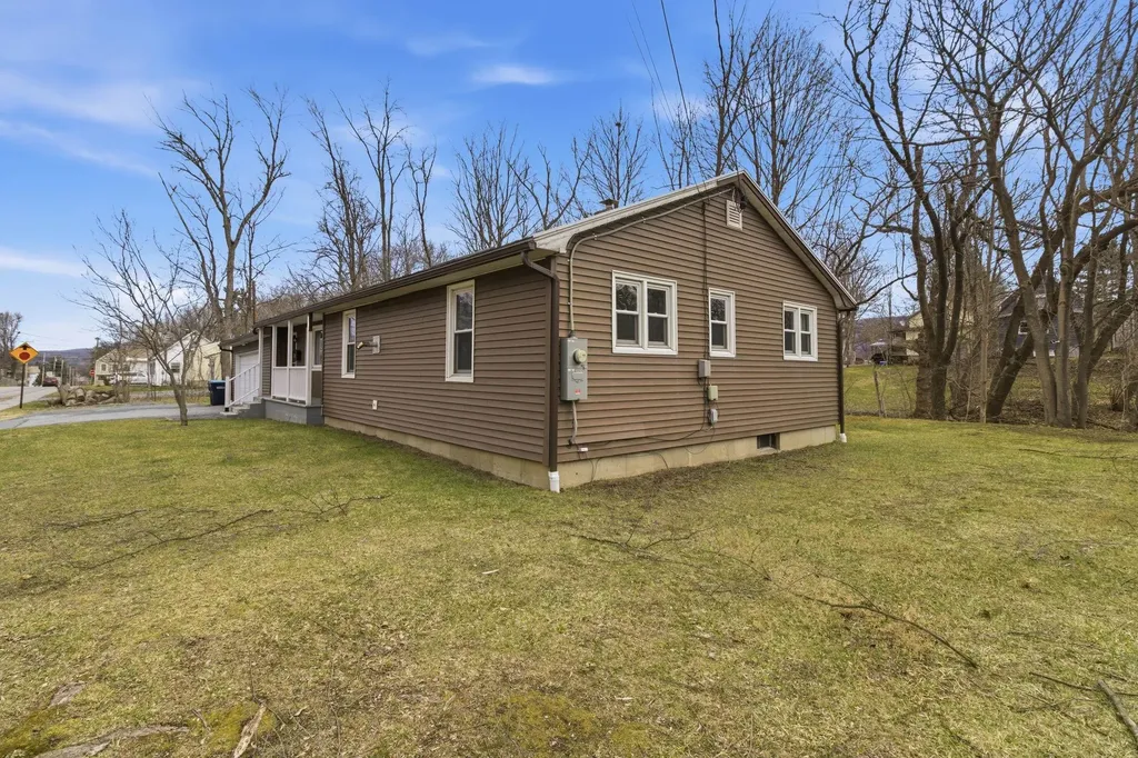 212 Dewey Street Bennington VT 05201