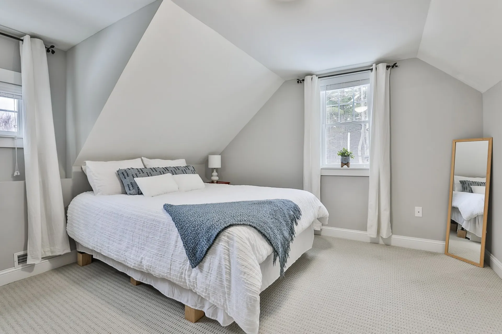 109 Ministerial Road Bedford NH 03110