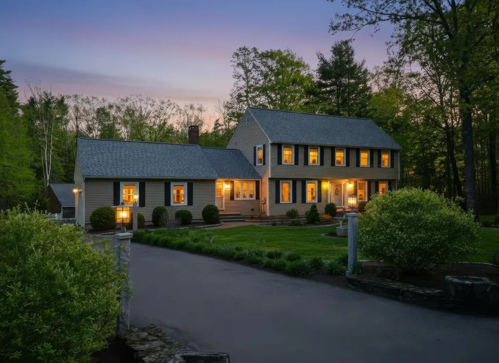 17 Dudley Road Brentwood NH 03833