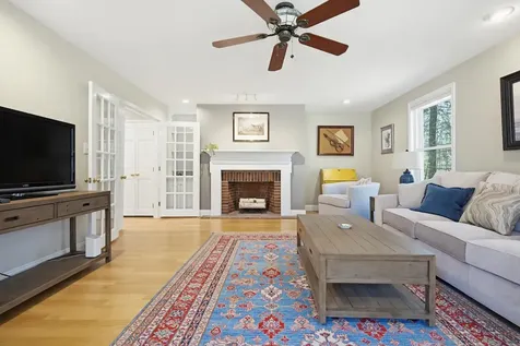 17 Dudley Road Brentwood NH 03833