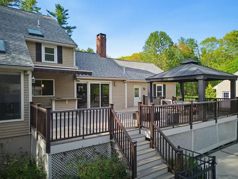 17 Dudley Road Brentwood NH 03833