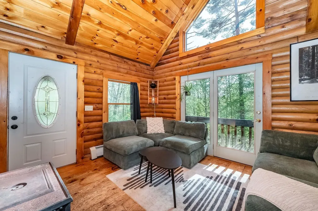 102 Evergreen Valley Road Milton NH 03851