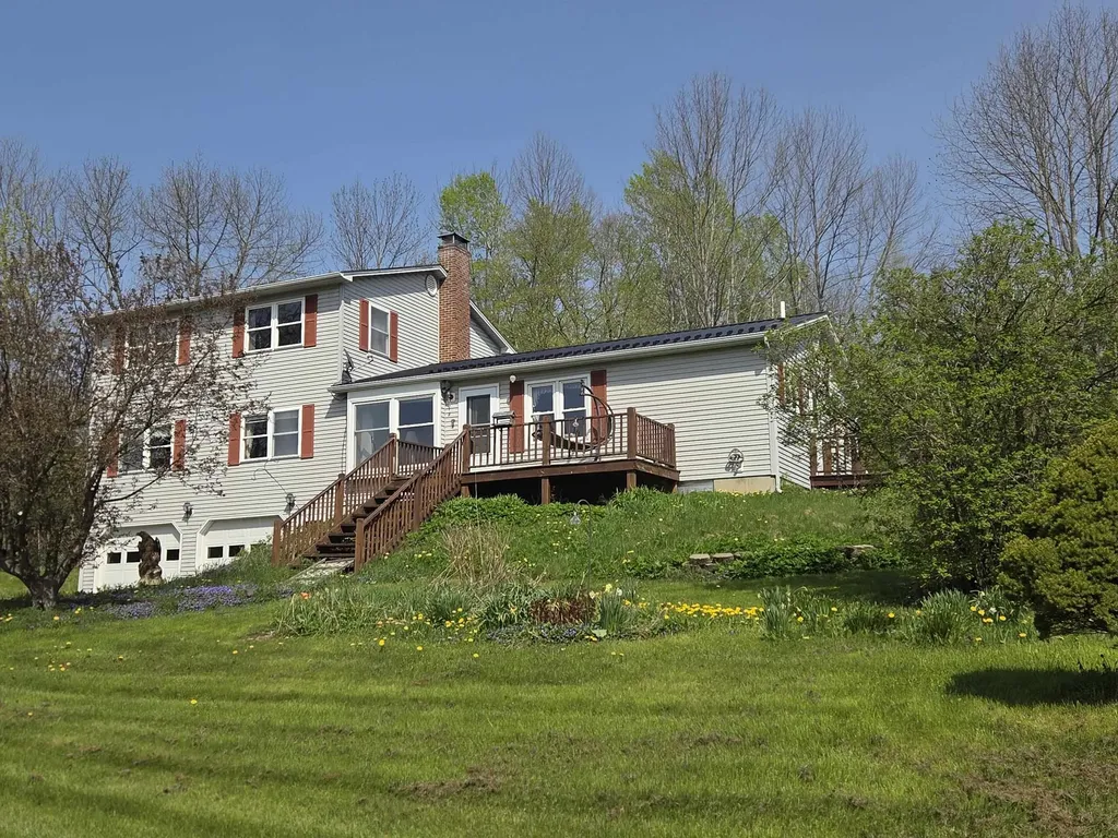 62 Schuler Road Derby VT 05829