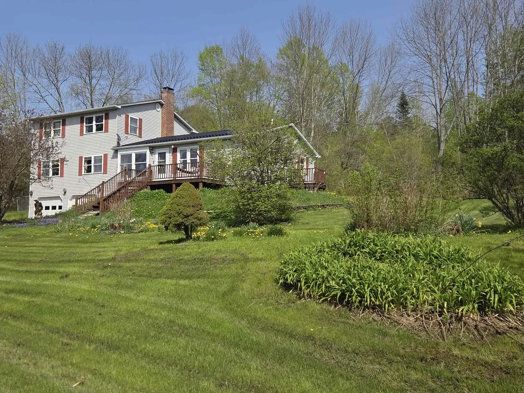 62 Schuler Road Derby VT 05829