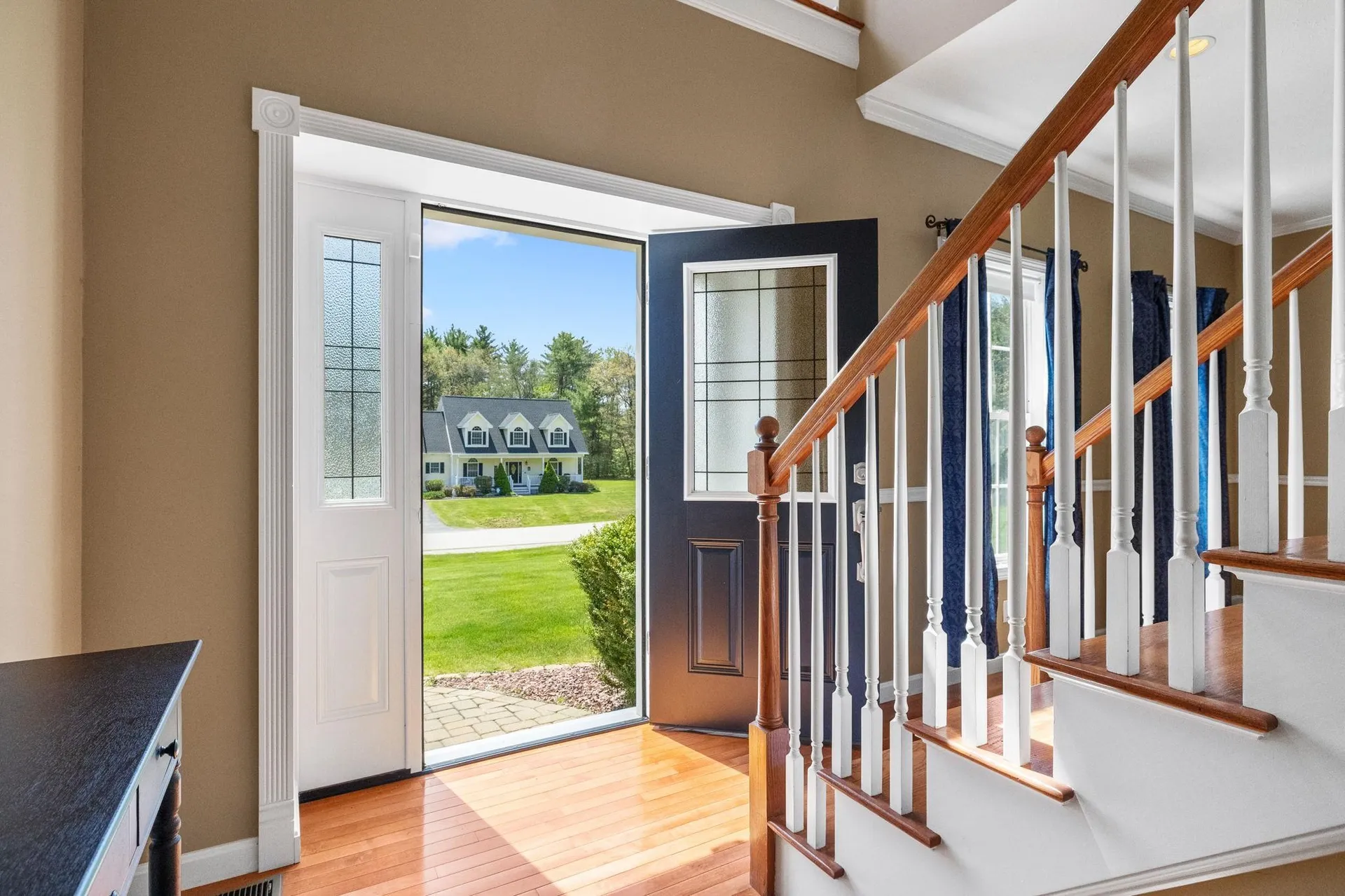 17 Mcqueston Drive Auburn NH 03032