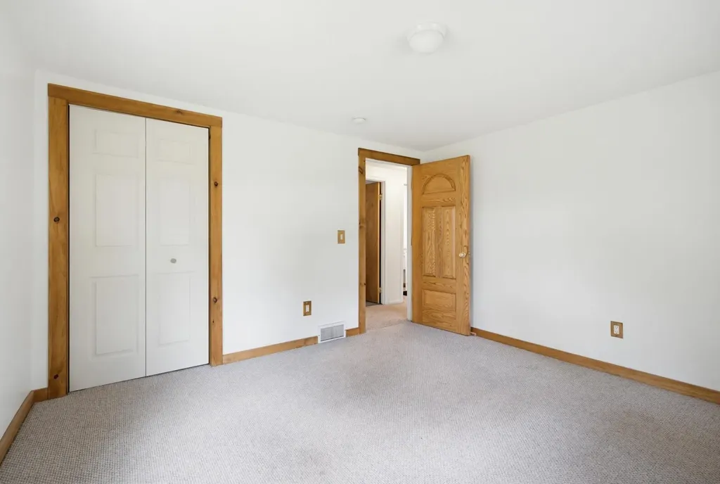 110 Tuttle Lane Greenland NH 03840