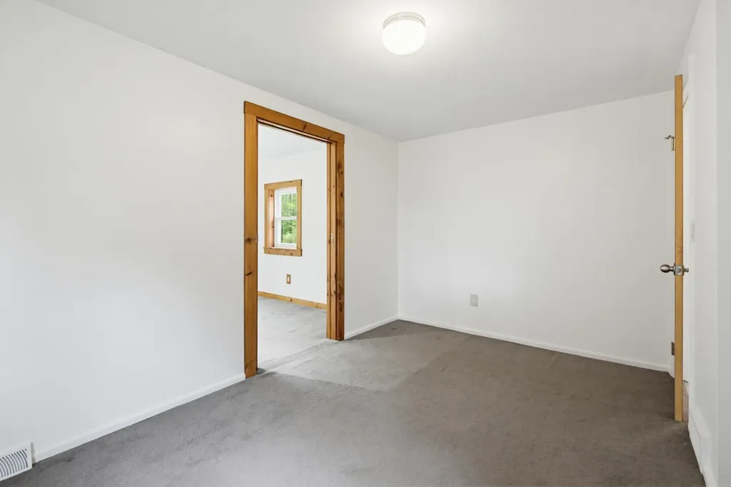 110 Tuttle Lane Greenland NH 03840