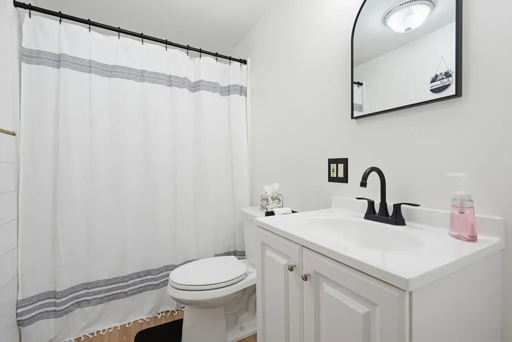 110 Tuttle Lane Greenland NH 03840