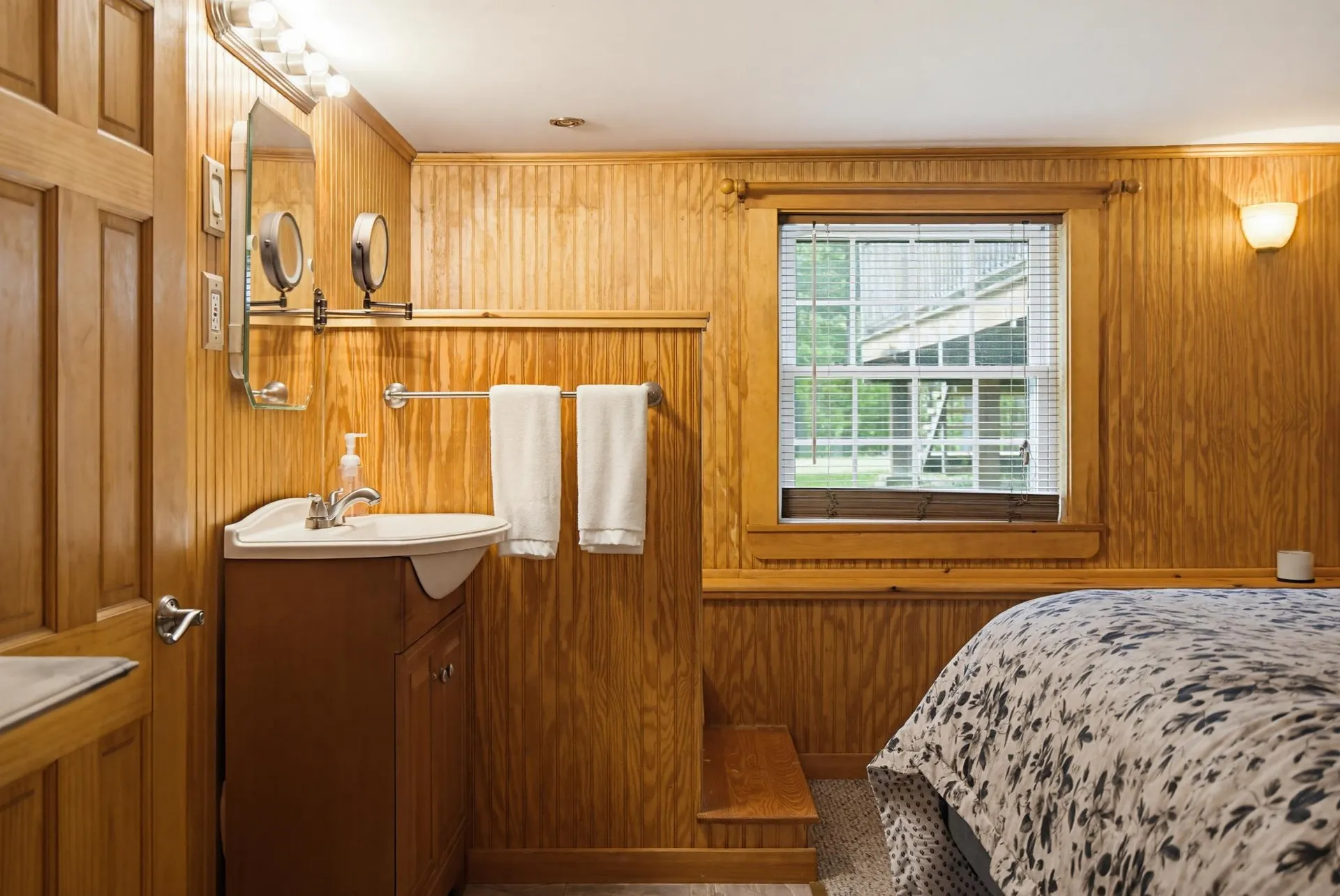 110 Tuttle Lane Greenland NH 03840