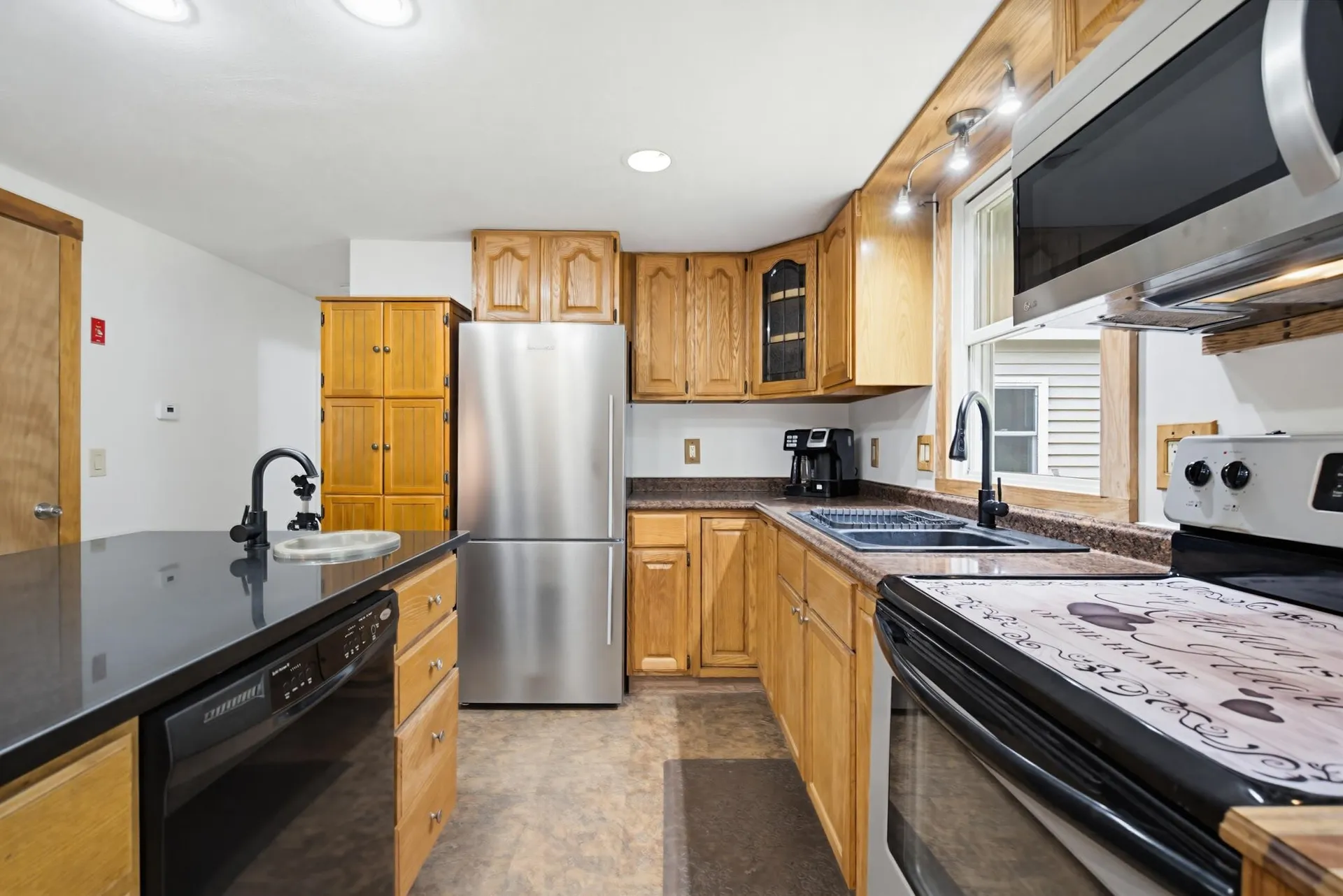110 Tuttle Lane Greenland NH 03840