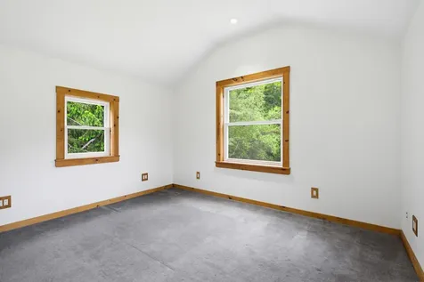 110 Tuttle Lane Greenland NH 03840