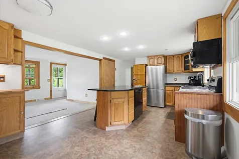 110 Tuttle Lane Greenland NH 03840