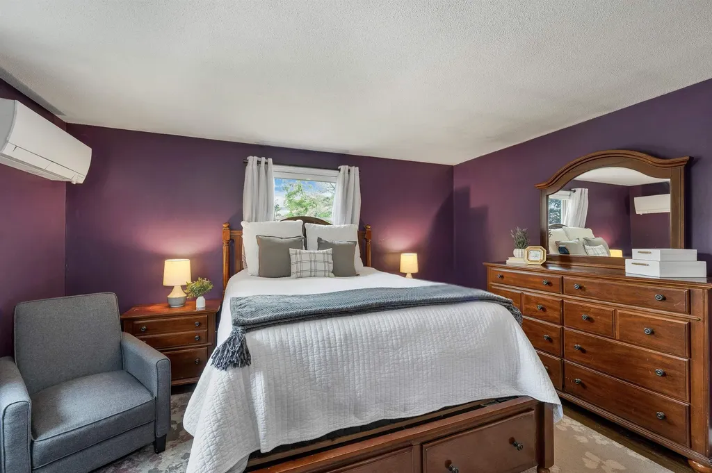 24 Bedard Avenue Derry NH 03038