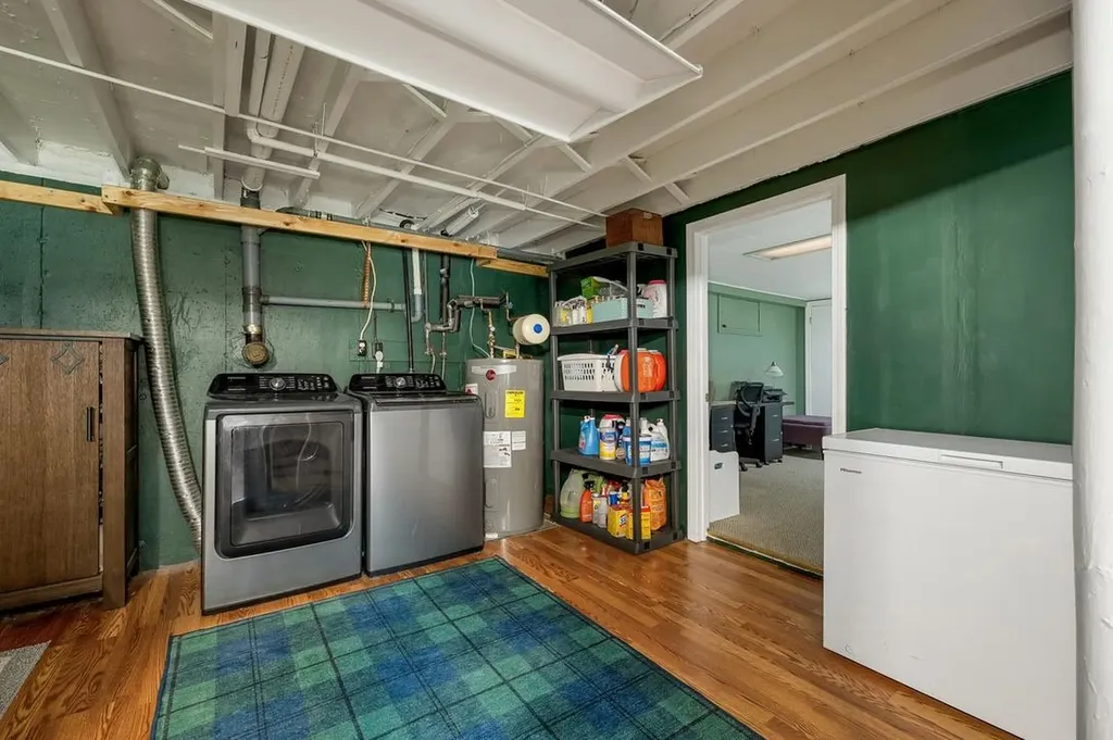24 Bedard Avenue Derry NH 03038