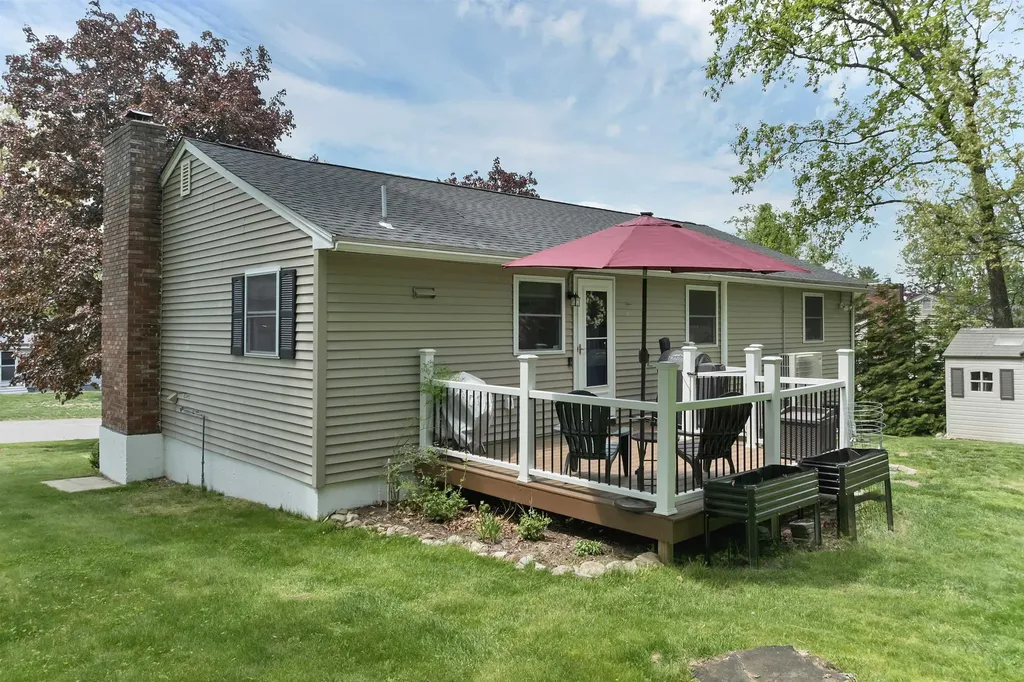 24 Bedard Avenue Derry NH 03038