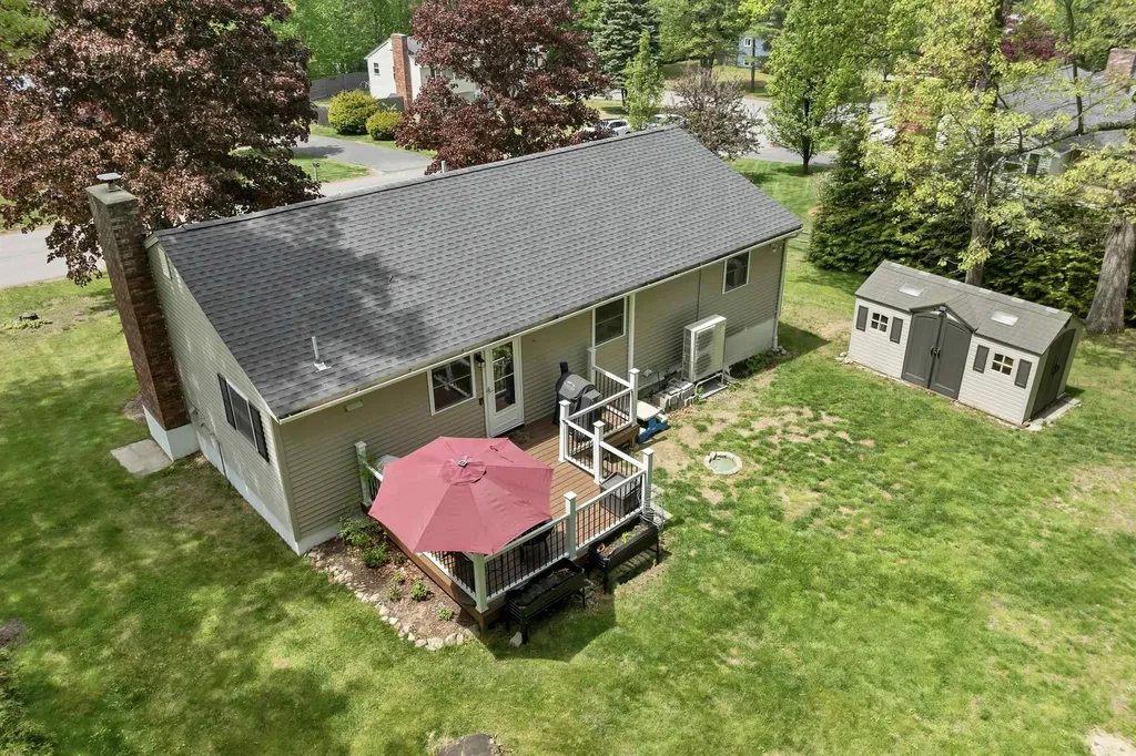 24 Bedard Avenue Derry NH 03038