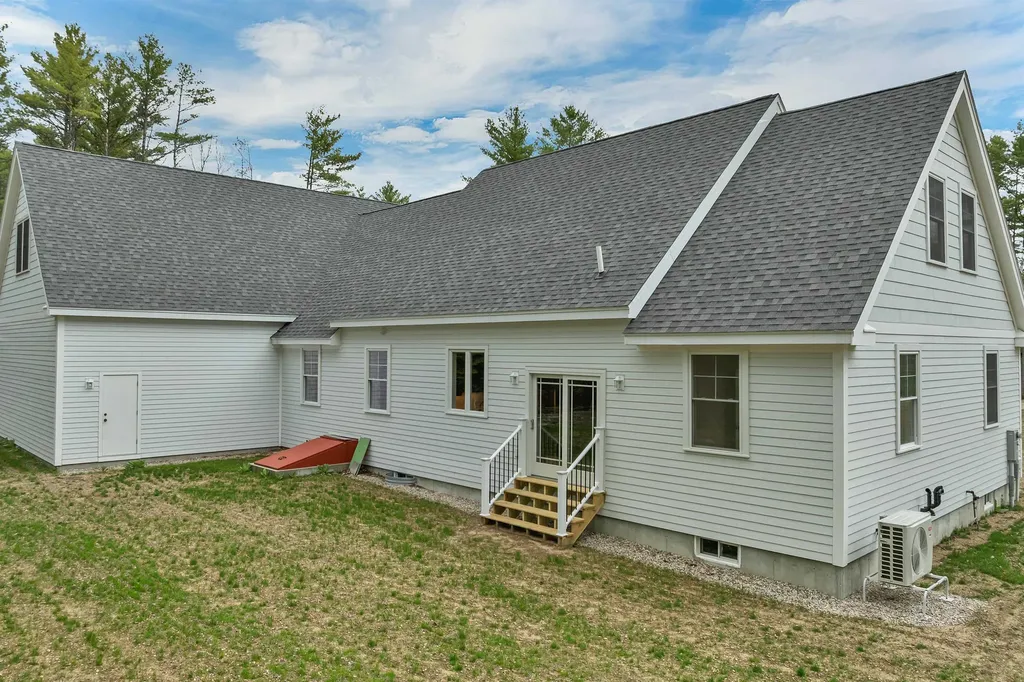 7 Lyndsay Lane Tuftonboro NH 03816