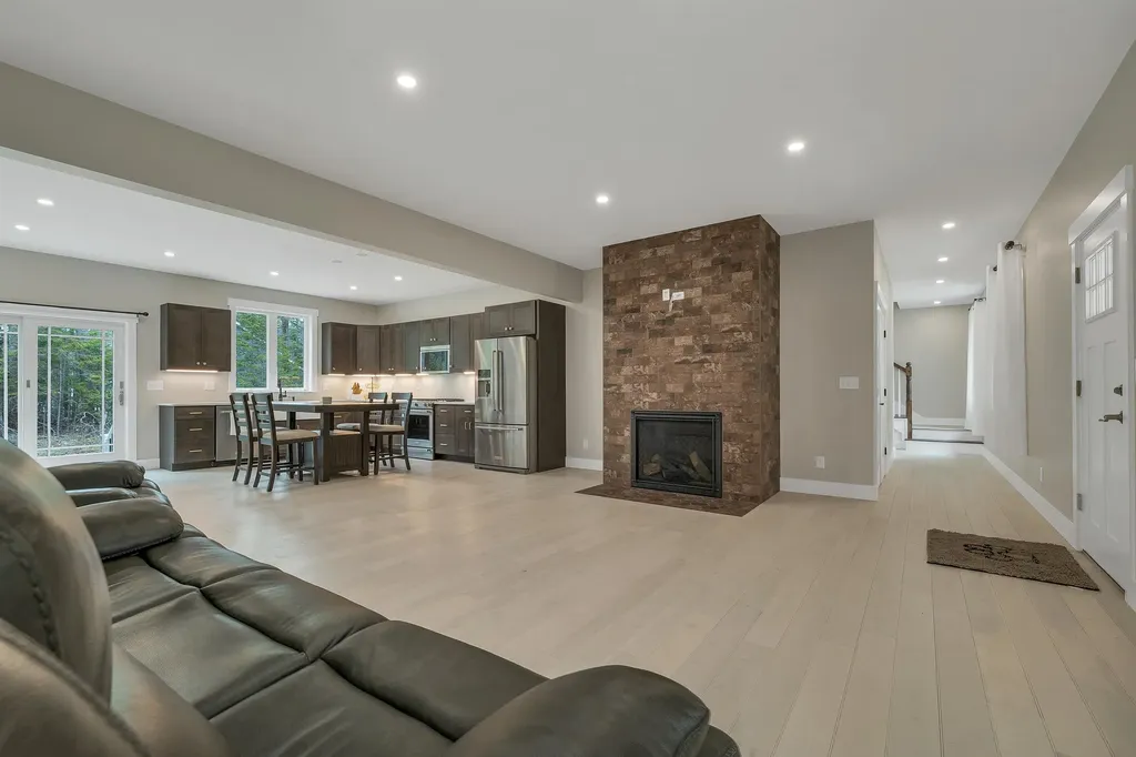 7 Lyndsay Lane Tuftonboro NH 03816