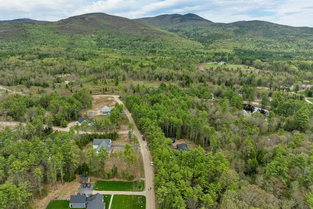7 Lyndsay Lane Tuftonboro NH 03816