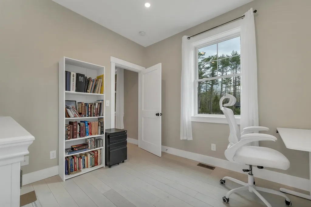 7 Lyndsay Lane Tuftonboro NH 03816