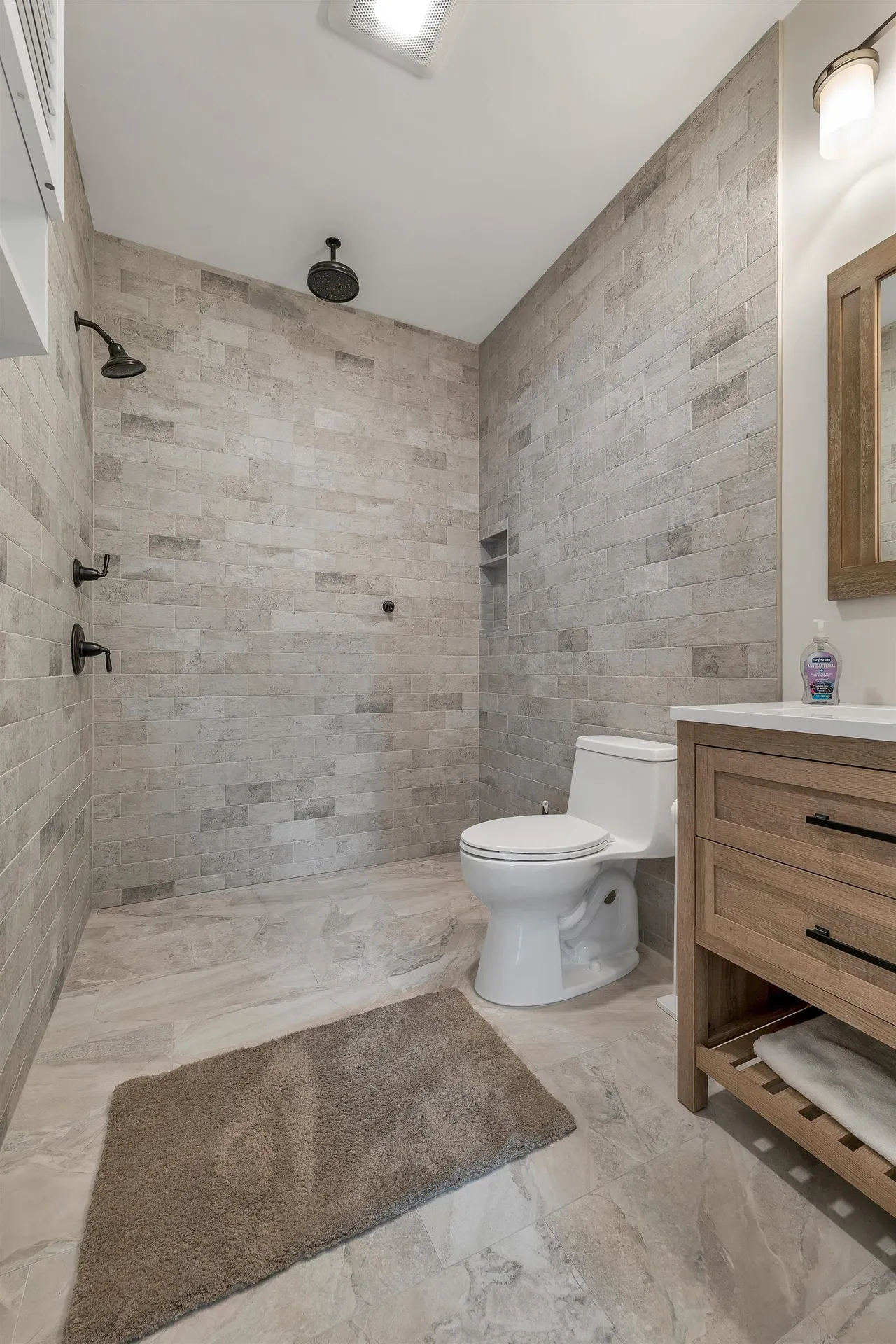 7 Lyndsay Lane Tuftonboro NH 03816