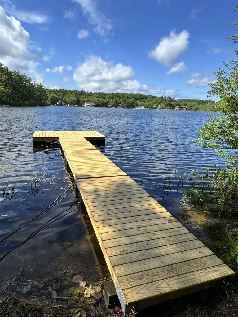 4 Clark Island Road Amherst NH 03031