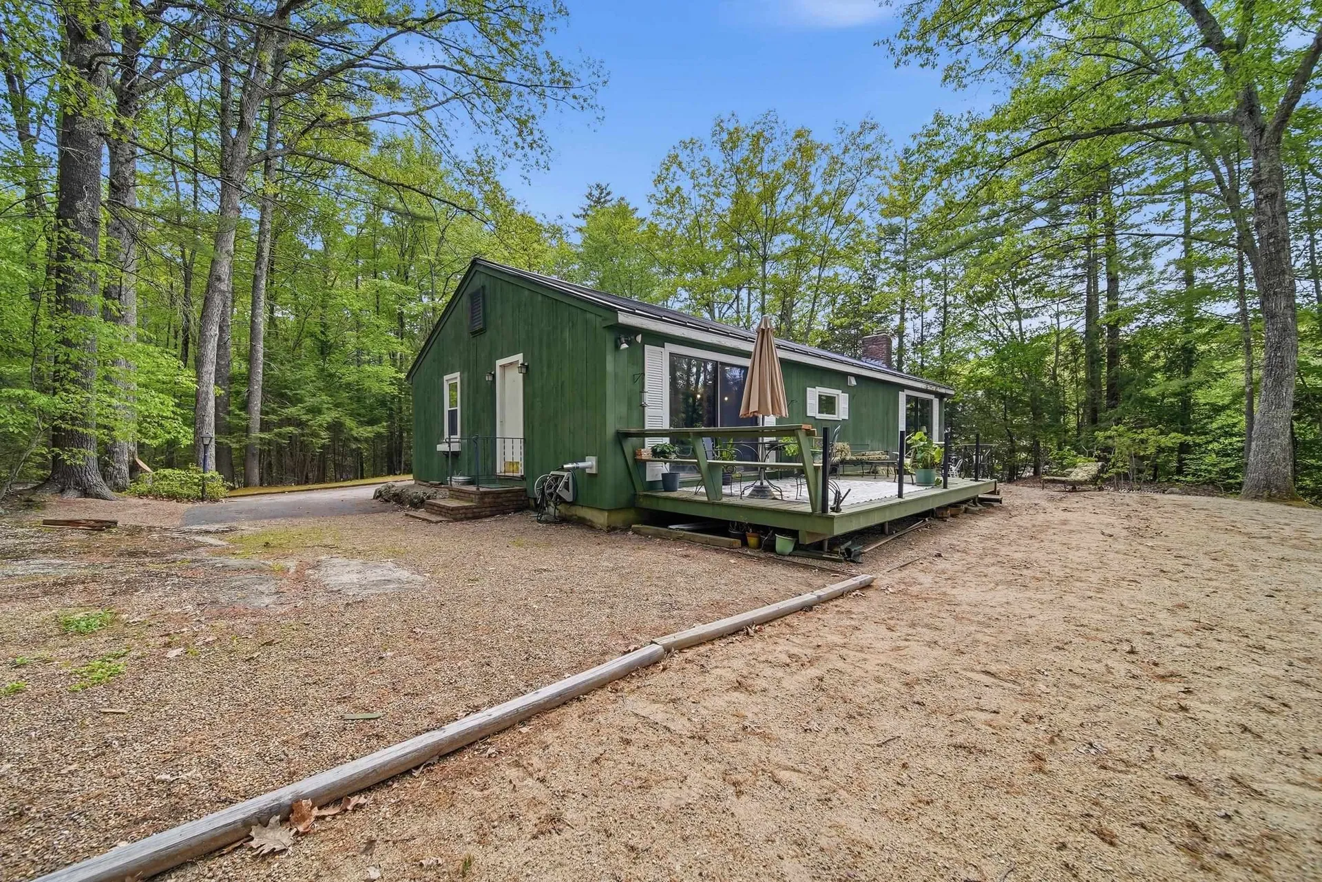 4 Clark Island Road Amherst NH 03031