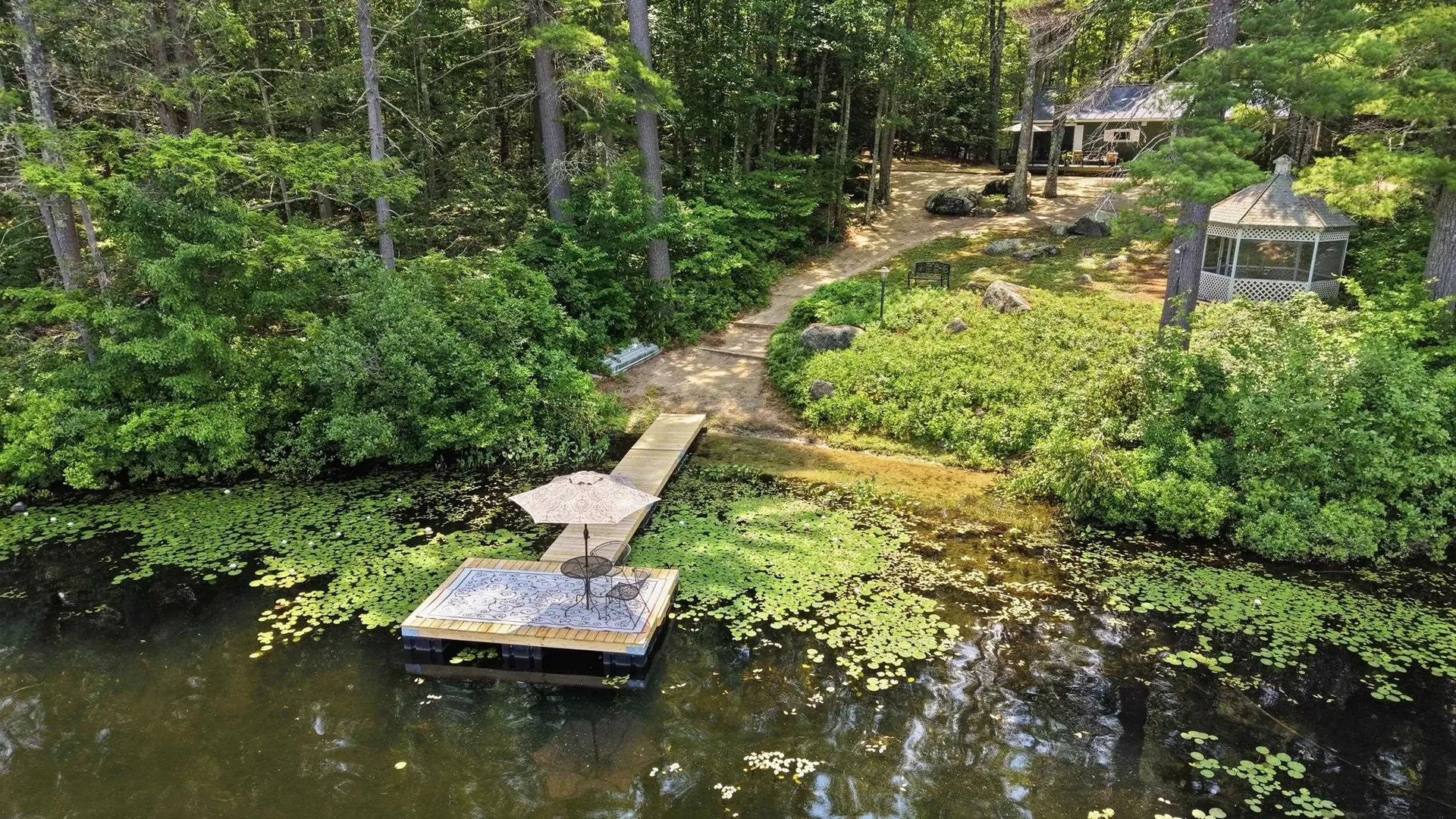 4 Clark Island Road Amherst NH 03031
