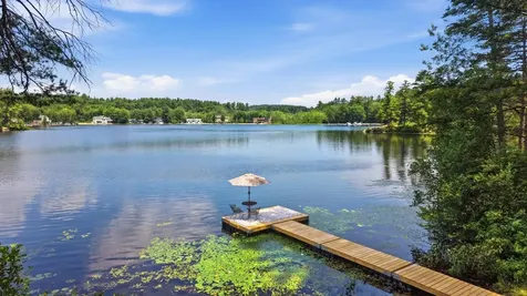4 Clark Island Road Amherst NH 03031