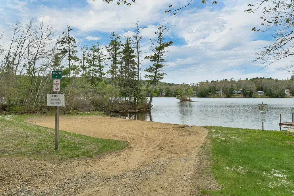 21 Grape Avenue Gilmanton NH 03237
