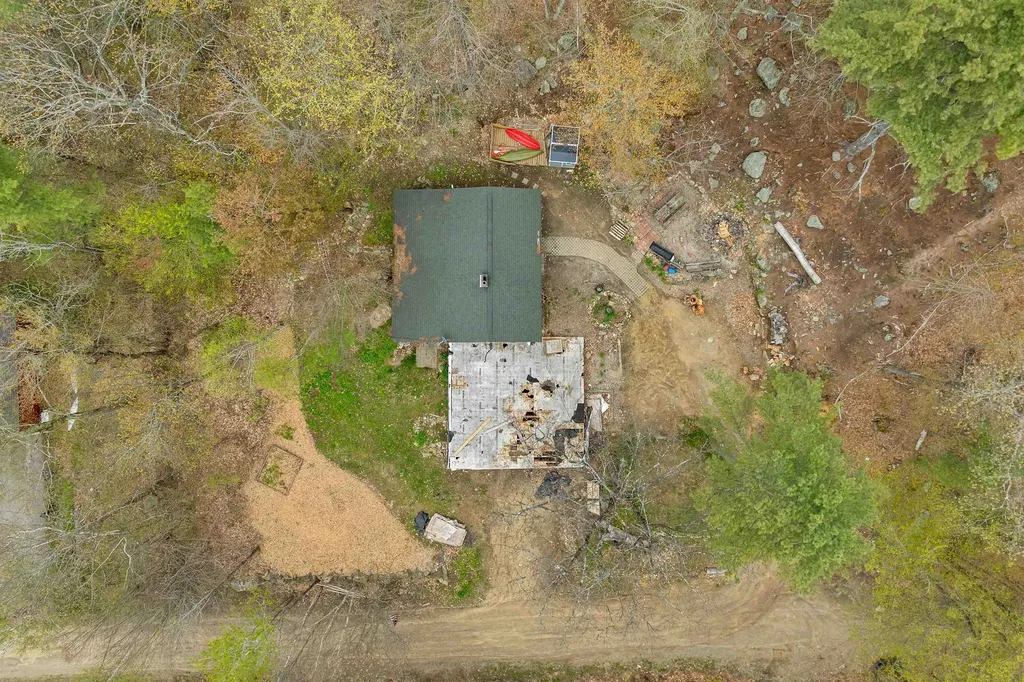 21 Grape Avenue Gilmanton NH 03237
