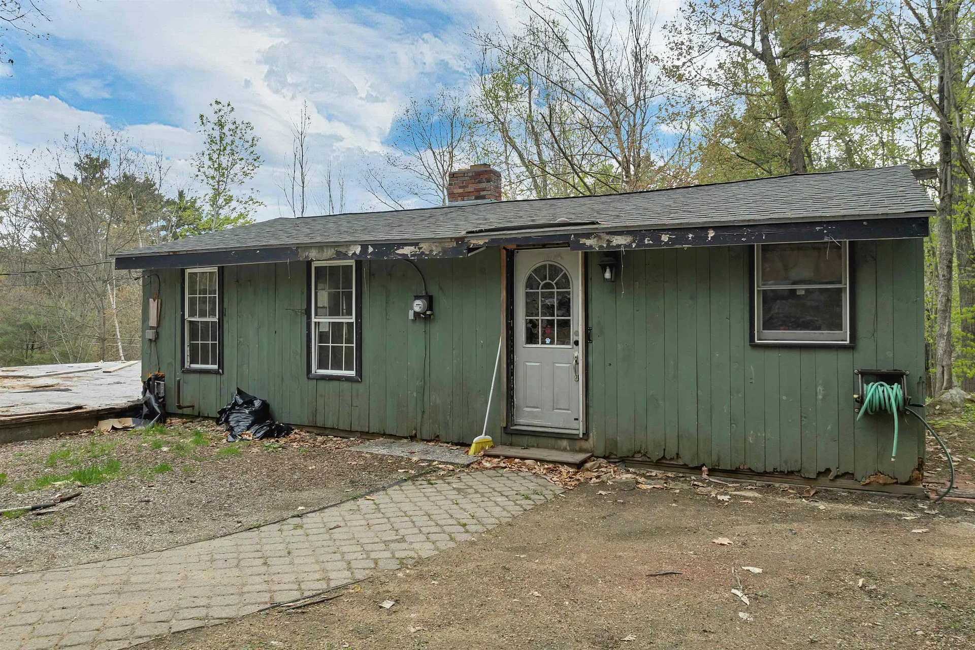 21 Grape Avenue Gilmanton NH 03237