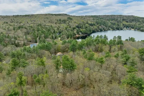 21 Grape Avenue Gilmanton NH 03237