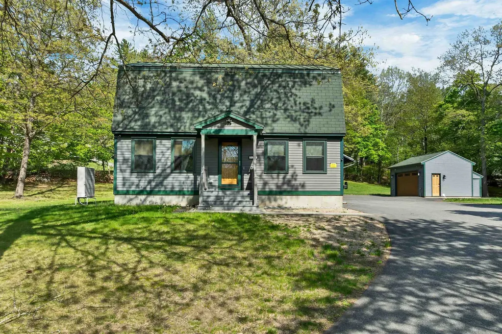 73 Evergreen Avenue Franklin NH 03235
